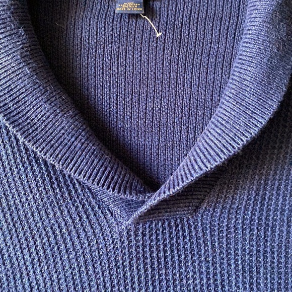 Brooks Brothers XXL Navy, Waffle Pullover - Picture 7 of 13